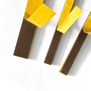 Fabricante de la fuente de la tira de silicona de amortiguación de la tira de silicona de doble cara de la tira de silicona autoadhesiva