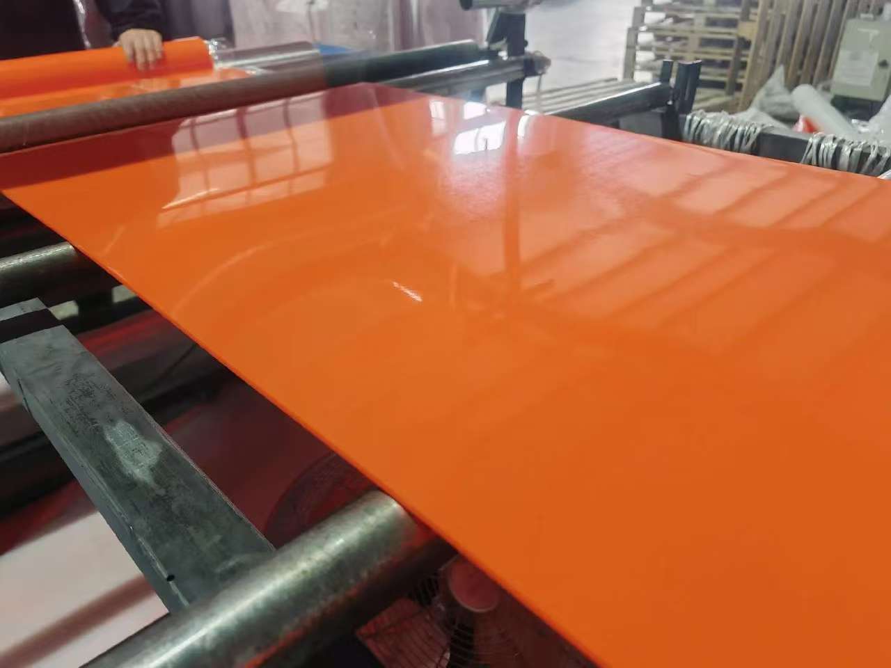 Resistente al desgarro, envejecimiento y flexión | Alta elasticidad