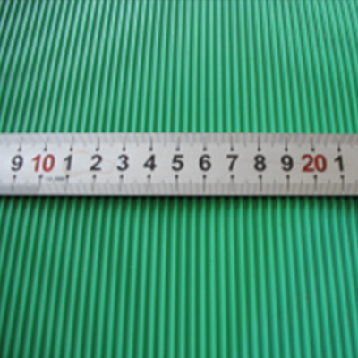 L&aacute;mina de caucho ribeteada