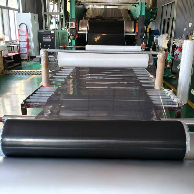 El fabricante suministra una variedad de especificaciones de película de silicona de placa de Silicona negra fuente de película de silicona conductora