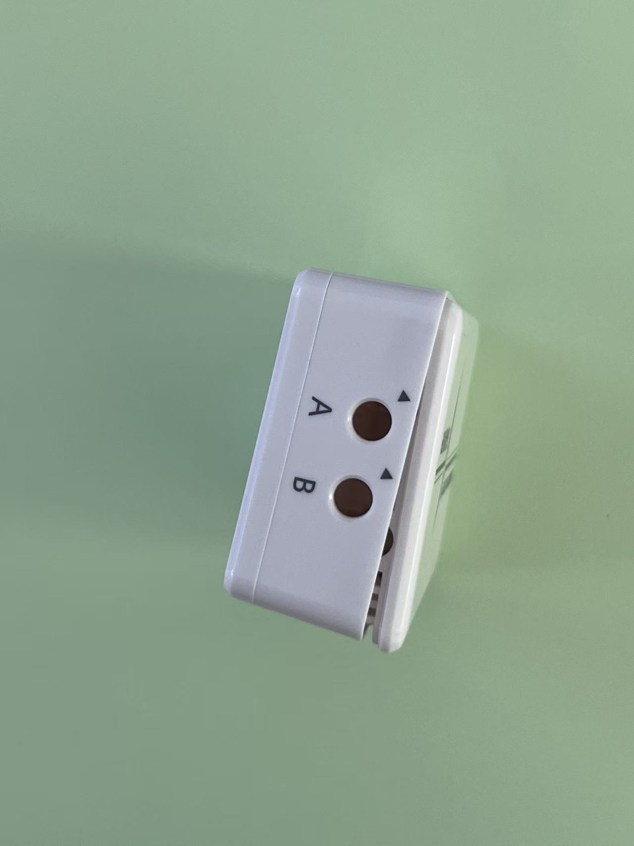 Estimulador Magnetoeléctrico y Módulo de Detección de Potenciales Evocados por Movimiento