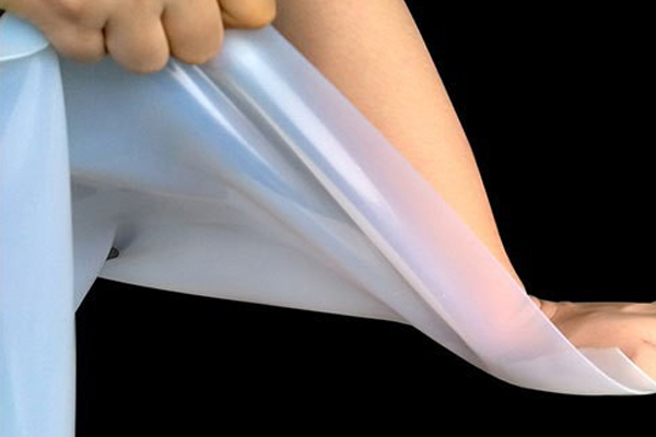 Resistente al envejecimiento y al desgarro