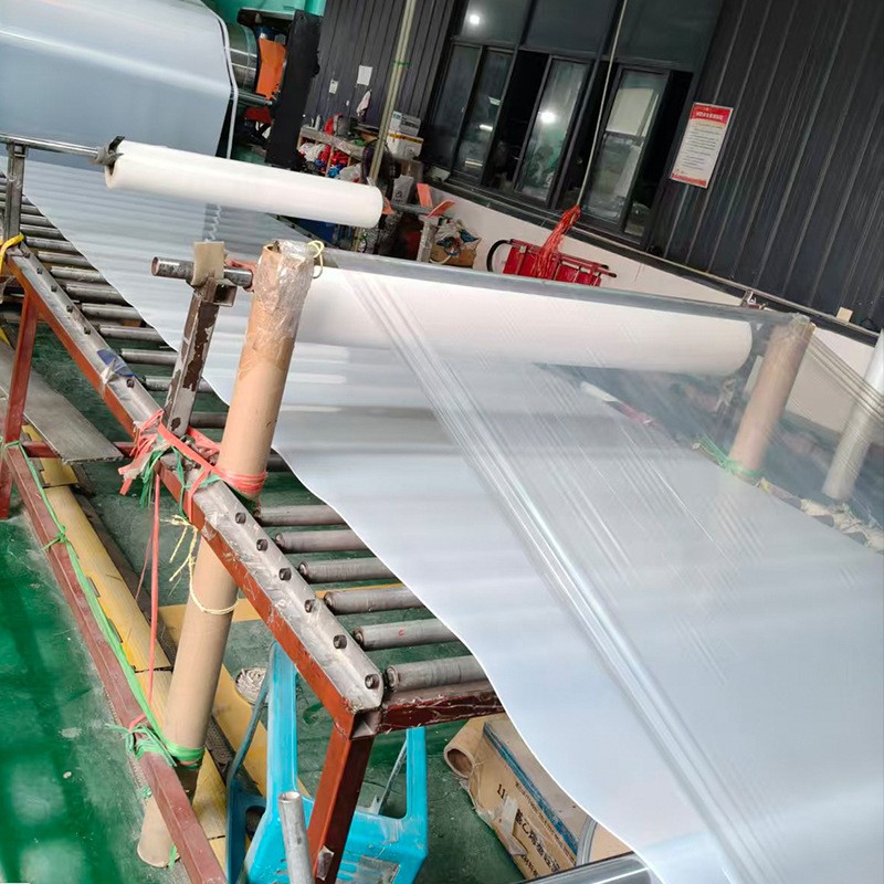 Resistente a temperaturas extremas, clima y ozono